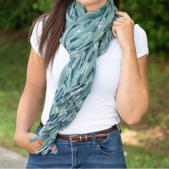 Laguna Silk kimono by Trades of Hope - Picture 6 of 7